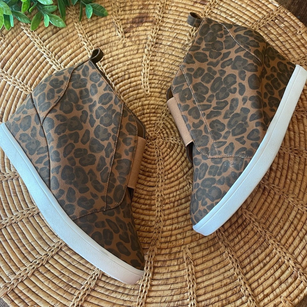 Leopard Print Women's Sneakers